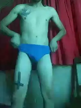 Snapshot of Latinopervs chatting on 12/05/24, 07:43 Latinopervs online show from 12/05/24, 07:43