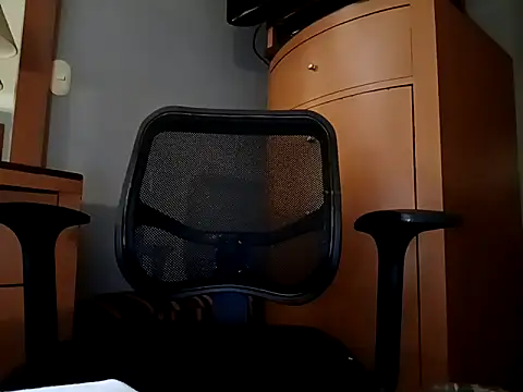 Snapshot of Latinopervs chatting on 03/10/25, 08:17 Latinopervs online show from 03/10/25, 08:17