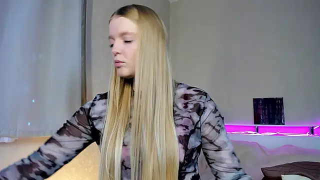 Ssweet annie online show from 10/22/25, 04:06