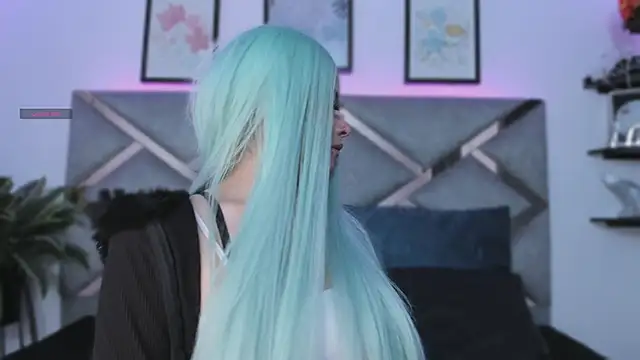 Keidy rose online show from 11/17/25, 07:18