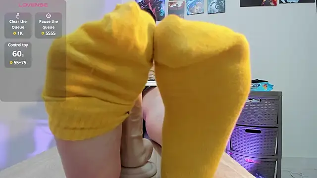 zoe 37 online show from 03/19/25, 04:03