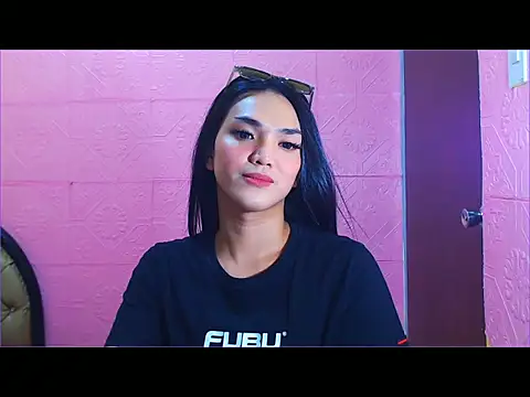 WONDERWOMAN2023 online show from 10/30/25, 11:23