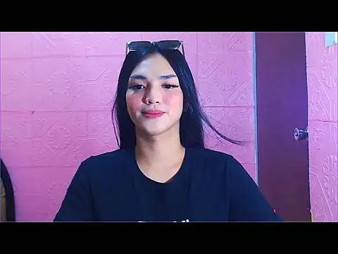 WONDERWOMAN2023 online show from 11/02/25, 12:04