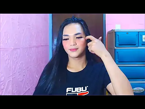 WONDERWOMAN2023 online show from 12/01/25, 12:11