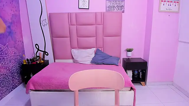 Alison Jhones7 online show from 03/21/25, 09:01