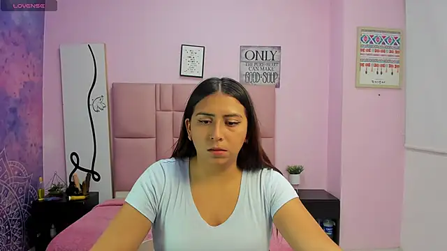 Alison Jhones7 online show from 02/26/25, 09:20