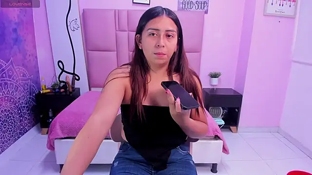 Alison Jhones7 online show from 02/27/25, 09:04