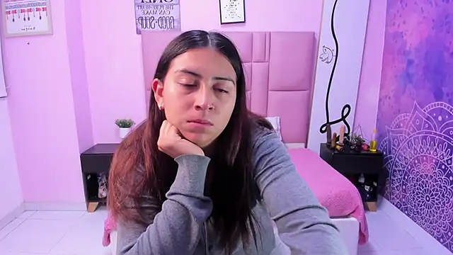 Alison Jhones7 online show from 02/22/25, 11:02