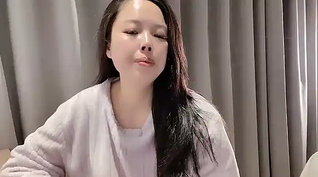 kk lele online show from 02/10/25, 02:16