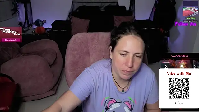 valery adams1 online show from 10/30/25, 04:11