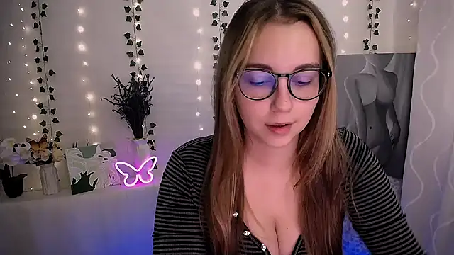 SweetPrincess  online show from 09/29/25, 05:47