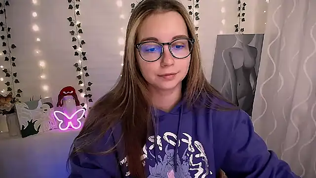 SweetPrincess  online show from 10/15/25, 05:28