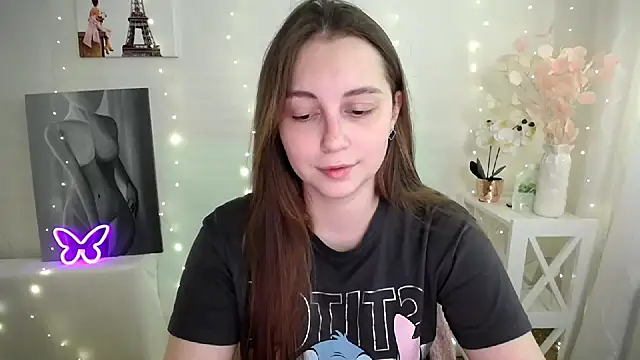 Snapshot of SweetPrincess_ chatting on 05/06/26, 05:33 SweetPrincess online show from 05/06/26, 05:33