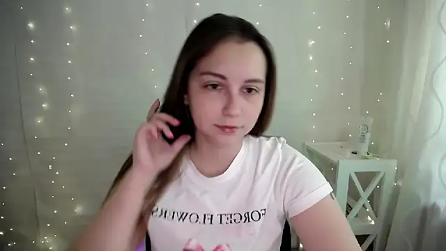 Snapshot of SweetPrincess_ chatting on 05/08/26, 05:33 SweetPrincess online show from 05/08/26, 05:33