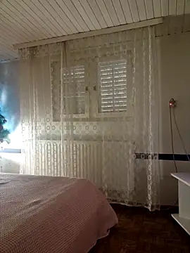 TamaraSavage online show from 01/10/25, 09:23