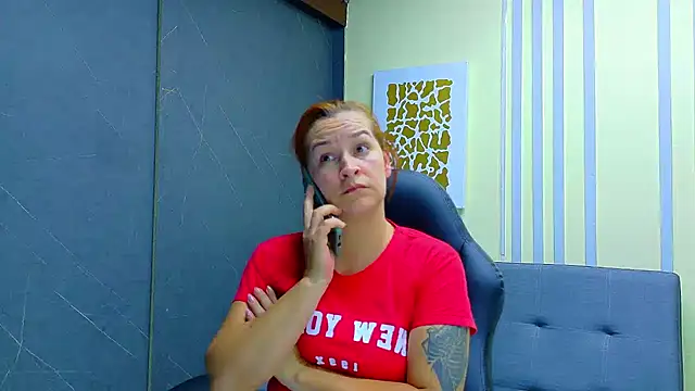 Snapshot of Britney_taylor_ chatting on 07/03/26, 09:32 Britney taylor online show from 07/03/26, 09:32
