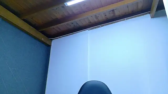 Snapshot of Britney_taylor_ chatting on 02/20/26, 07:05 Britney taylor online show from 02/20/26, 07:05