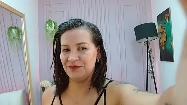 Snapshot of Britney_taylor_ chatting on 01/12/25, 08:47 Britney taylor online show from 01/12/25, 08:47