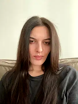 little belucci online show from 11/14/25, 01:37