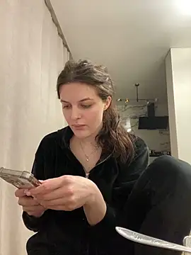 little belucci online show from 03/11/25, 06:08