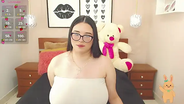 Snapshot of miss_linda_ chatting on 02/18/25, 07:30 miss linda online show from 02/18/25, 07:30