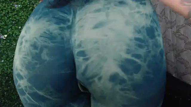 valquiria sirgun online show from 11/30/25, 11:11