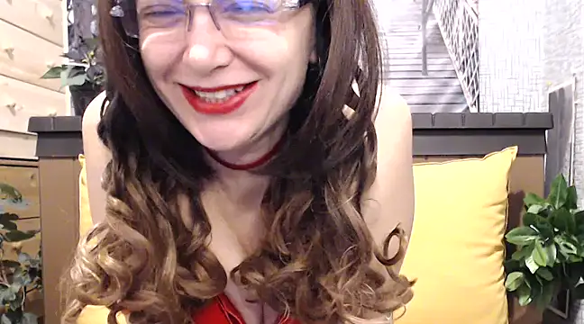Snapshot of lilianleight chatting on 01/04/25, 08:17 lilianleight online show from 01/04/25, 08:17