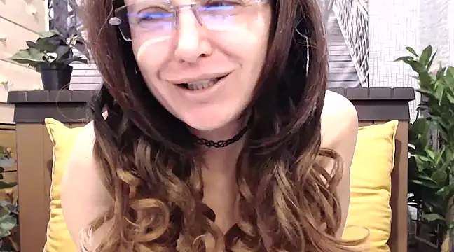 Snapshot of lilianleight chatting on 12/05/24, 08:27 lilianleight online show from 12/05/24, 08:27