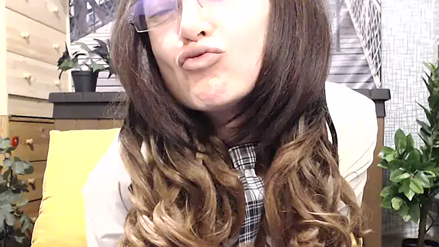 lilianleight online show from 07/03/26, 05:30