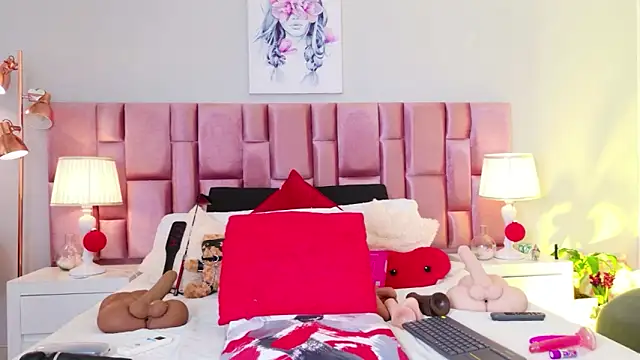 Anaa Bellaa online show from 04/10/26, 12:45