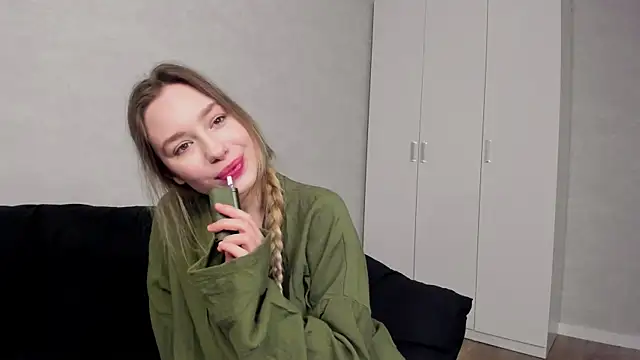 mary shiota online show from 12/01/25, 08:37