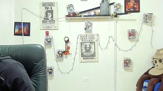 ney 22 online show from 11/17/25, 06:17