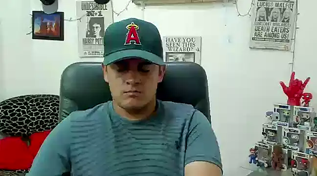 Snapshot of ney_22 chatting on 02/25/25, 01:09 ney 22 online show from 02/25/25, 01:09