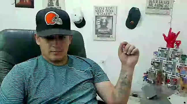 Snapshot of ney_22 chatting on 02/22/25, 02:39 ney 22 online show from 02/22/25, 02:39