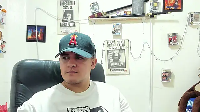 ney 22 online show from 11/08/25, 01:36