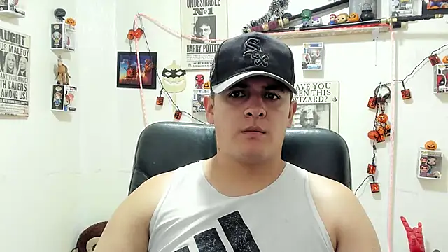 ney 22 online show from 10/26/25, 10:54