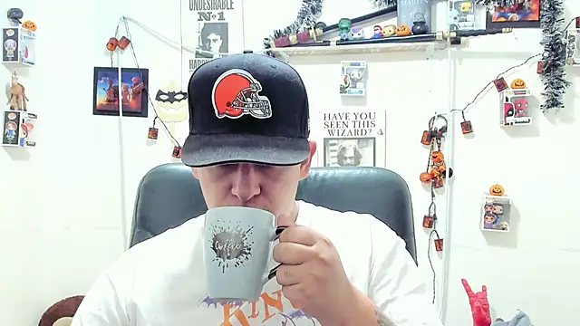 ney 22 online show from 11/01/25, 11:15