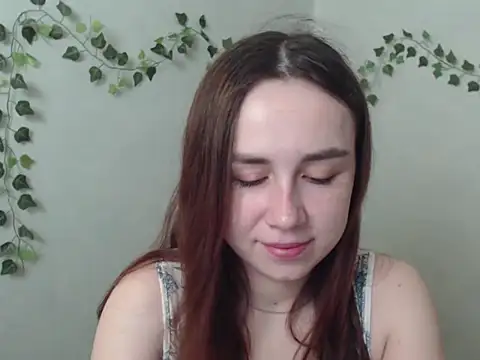 VeryVeryVeryShy  online show from 03/27/26, 06:44