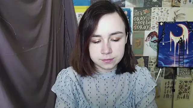 Snapshot of VeryVeryVeryShy_ chatting on 03/11/25, 06:41 VeryVeryVeryShy online show from 03/11/25, 06:41