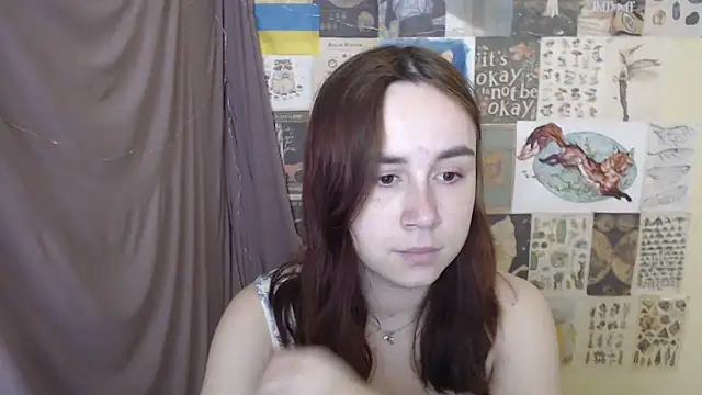 Snapshot of VeryVeryVeryShy_ chatting on 11/25/25, 12:16 VeryVeryVeryShy online show from 11/25/25, 12:16