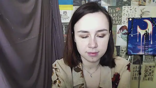 Snapshot of VeryVeryVeryShy_ chatting on 03/20/25, 08:20 VeryVeryVeryShy online show from 03/20/25, 08:20