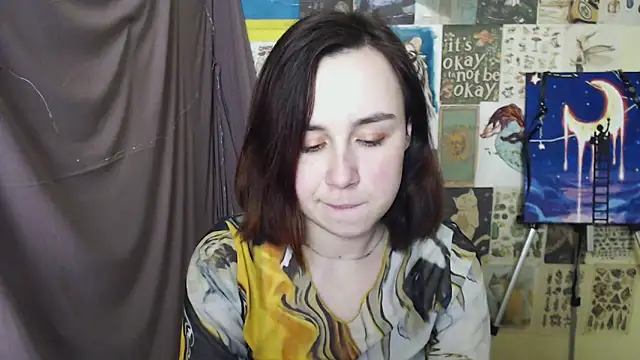 Snapshot of VeryVeryVeryShy_ chatting on 03/05/25, 09:49 VeryVeryVeryShy online show from 03/05/25, 09:49