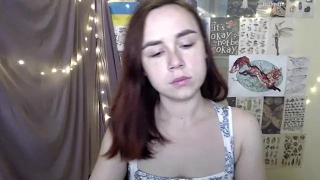 Snapshot of VeryVeryVeryShy_ chatting on 11/11/25, 09:26 VeryVeryVeryShy online show from 11/11/25, 09:26