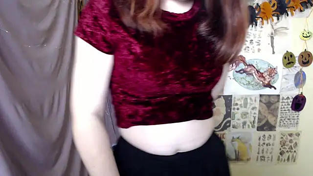 Snapshot of VeryVeryVeryShy_ chatting on 10/29/25, 08:35 VeryVeryVeryShy online show from 10/29/25, 08:35