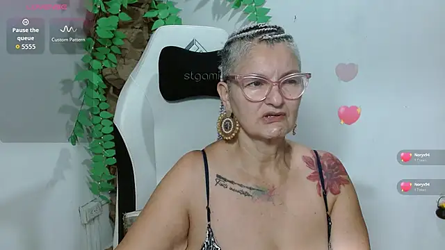 bety-cum2 online show from 03/25/26, 09:19