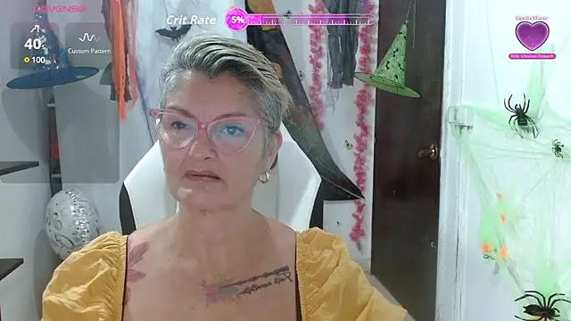 bety-cum2 online show from 10/30/25, 12:09