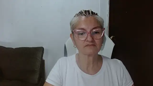 bety-cum2 online show from 02/10/26, 12:09