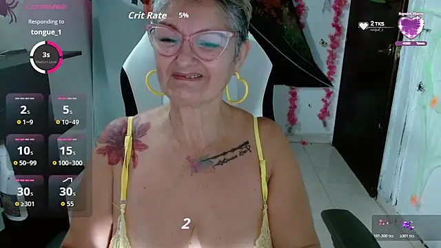 bety-cum2 online show from 10/22/25, 12:37