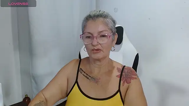 bety-cum2 online show from 05/02/26, 11:26