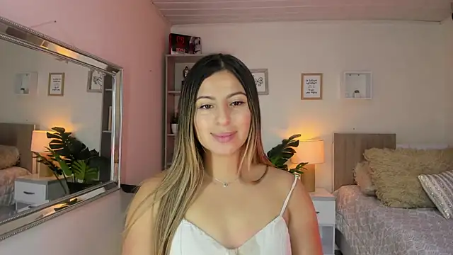 Snapshot of little_antonela chatting on 01/29/25, 03:47 little antonela online show from 01/29/25, 03:47